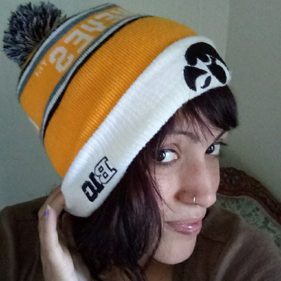 hawkeye stocking hat